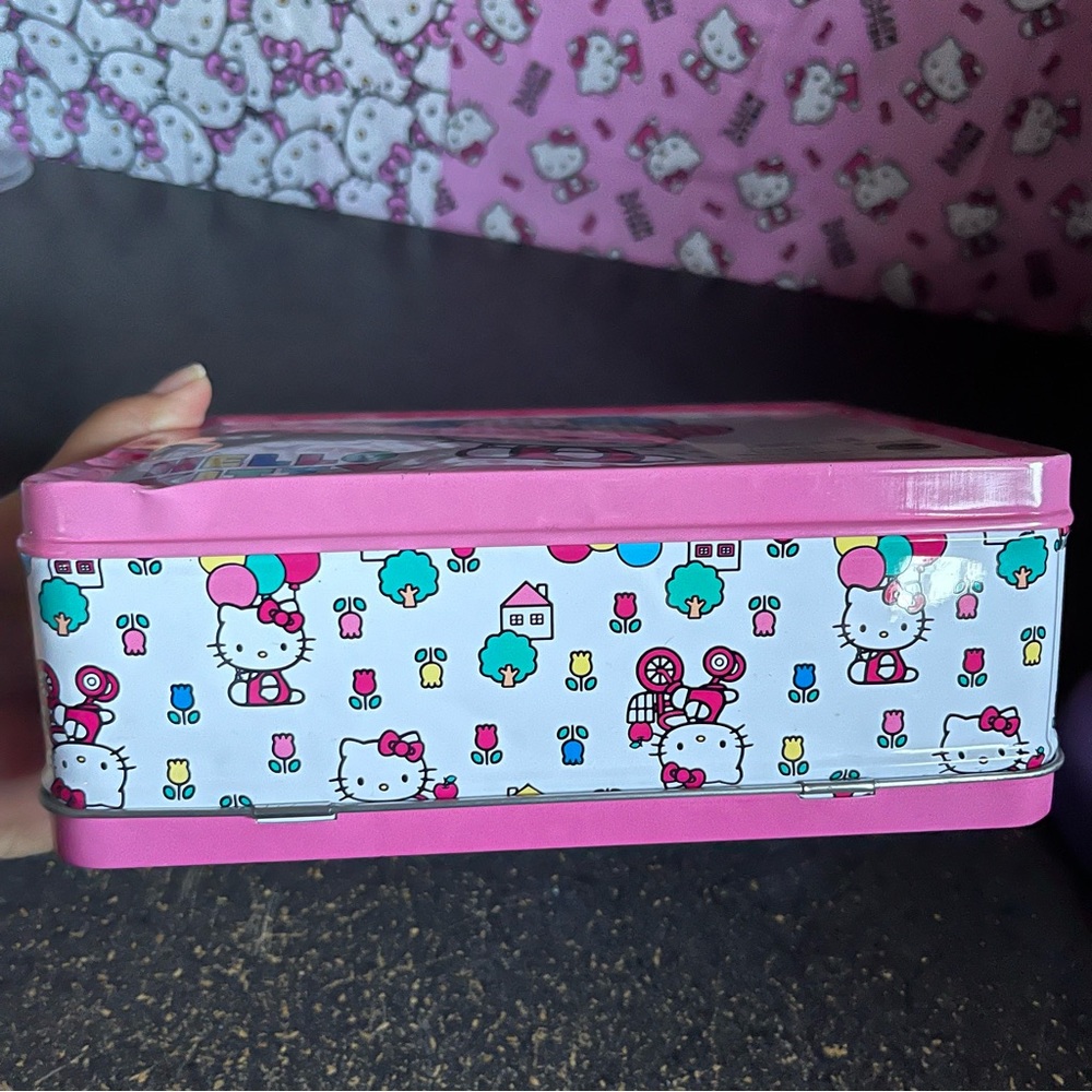 Hello Kitty Bundle - Picture 15 of 16